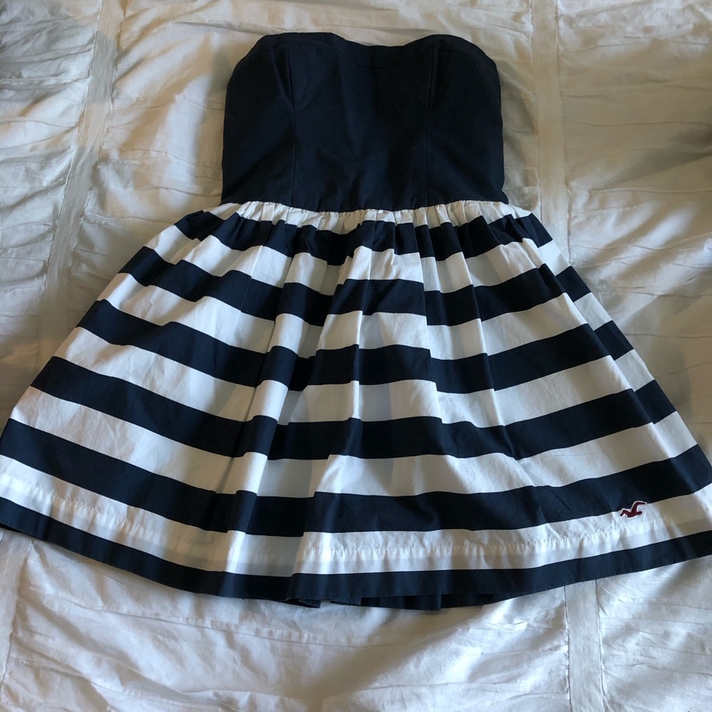 Hollister strapless dress